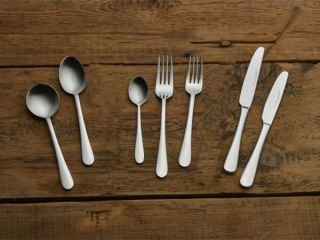 MORE CUTLERY 